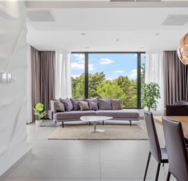 5 bedroom beachfront villa with heated pool near Omis, sleeps 9